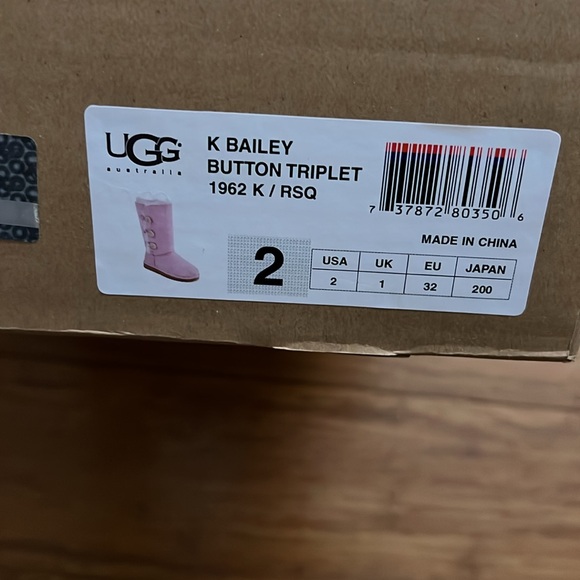 Ugg Bailey Button Triplet Boots Little Kids Style : 1962K PINK - Picture 9 of 10